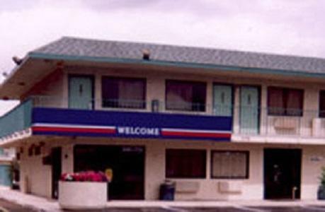 Отель Motel 6 Mitchell