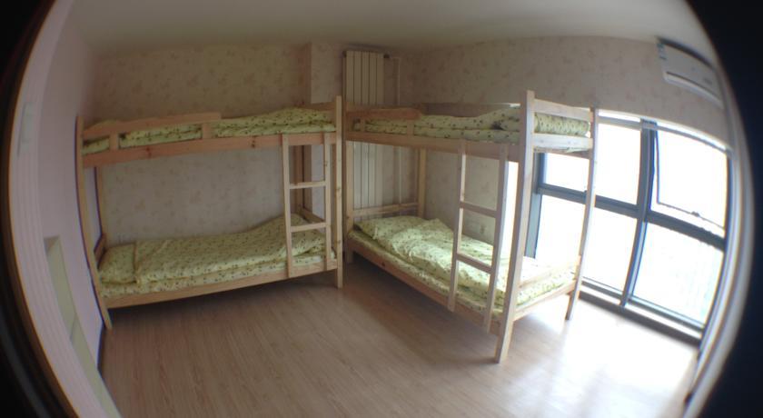 Хостел Miranda's Lemon International Young Hostel