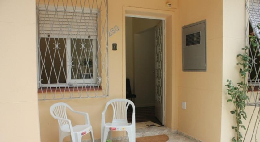 Praia de Belas Hostel