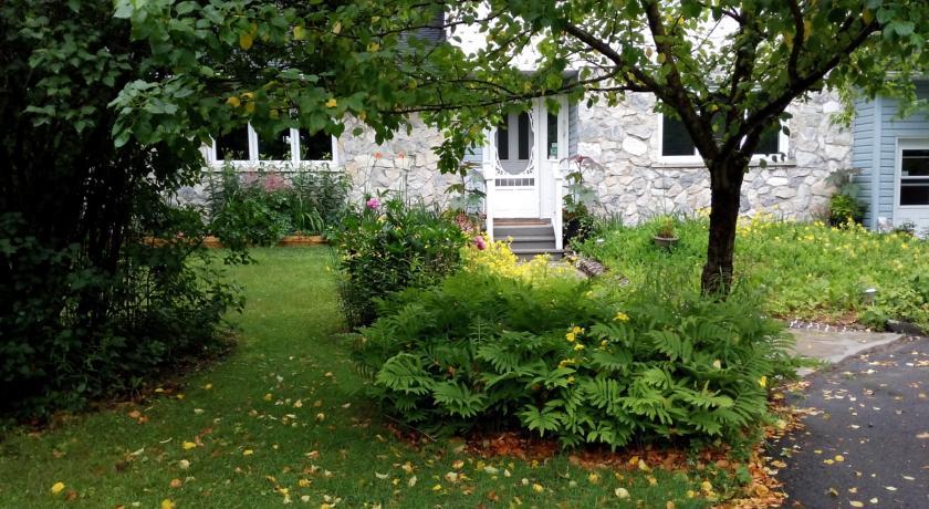 Мини-отель Le Gîte De La Rivière