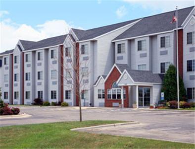 Отель Microtel Inn & Suites by Wyndham Fond Du Lac