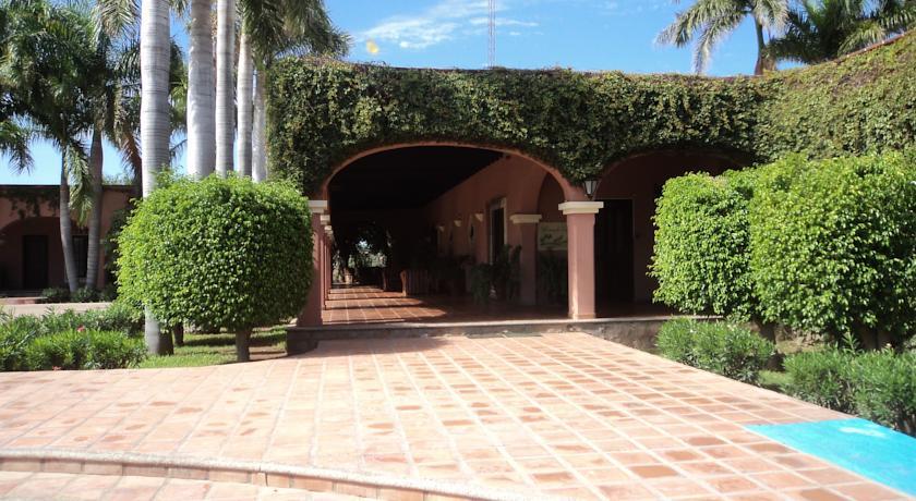 Отель Hotel Hacienda Cazadores