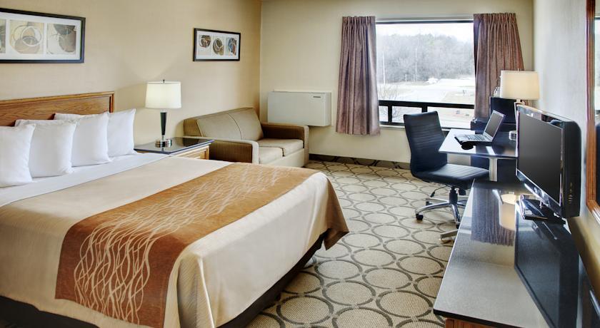 Отель Comfort Inn Newmarket