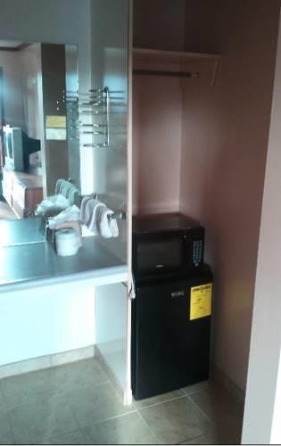 Отель Capri Inn Benton