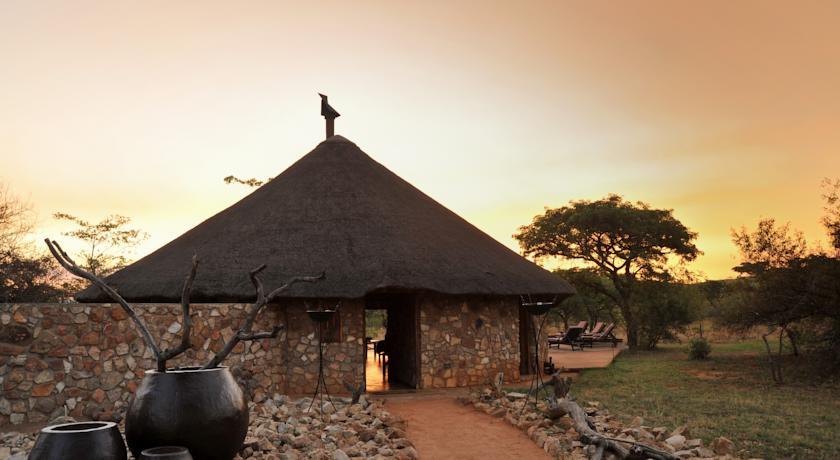 Отель Kwafubesi Tented Safari Camp