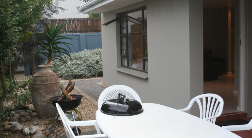 Апартаменты Bunkers Self Catering