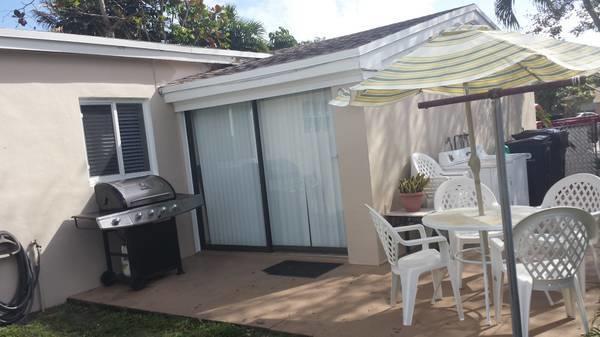 Апартаменты Diamond Vacation Home Near the Beach