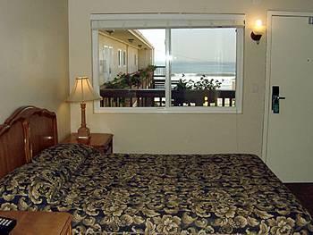 Ocean Beach Hotel