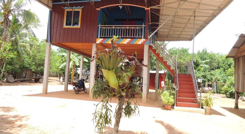Отель Nhem Thy Homestay