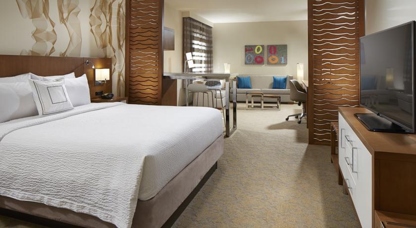 Отель Courtyard by Marriott Sunnyvale Mountain View