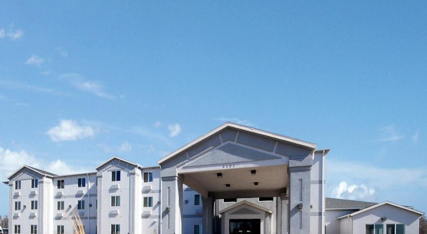 Отель Comfort Inn & Suites Ponca City