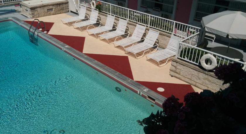 Отель Pink Champagne Motel