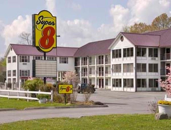 Отель Super 8 - Sevierville