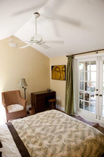 Мини-отель Grandview Gardens Bed and Breakfast