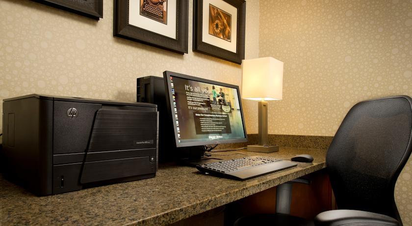 Отель Drury Inn & Suites Valdosta