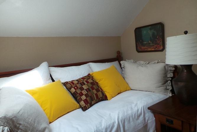 Апартаменты Coloma Spring Suites