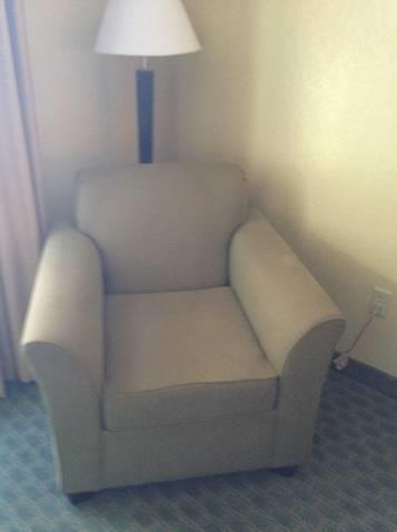 Отель Ambassador Inn & Suites