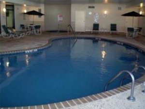 Отель Comfort Suites Norwich