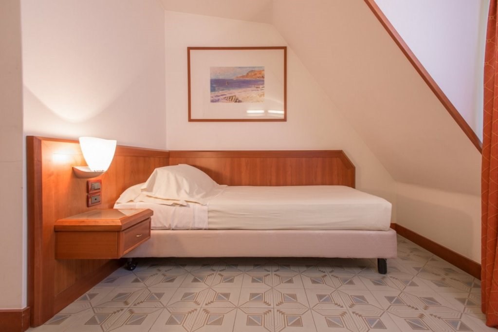 Отель Europa Hotel