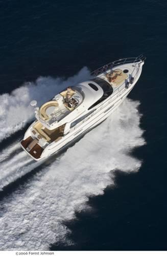 Отель Mary Mary Luxury Yacht