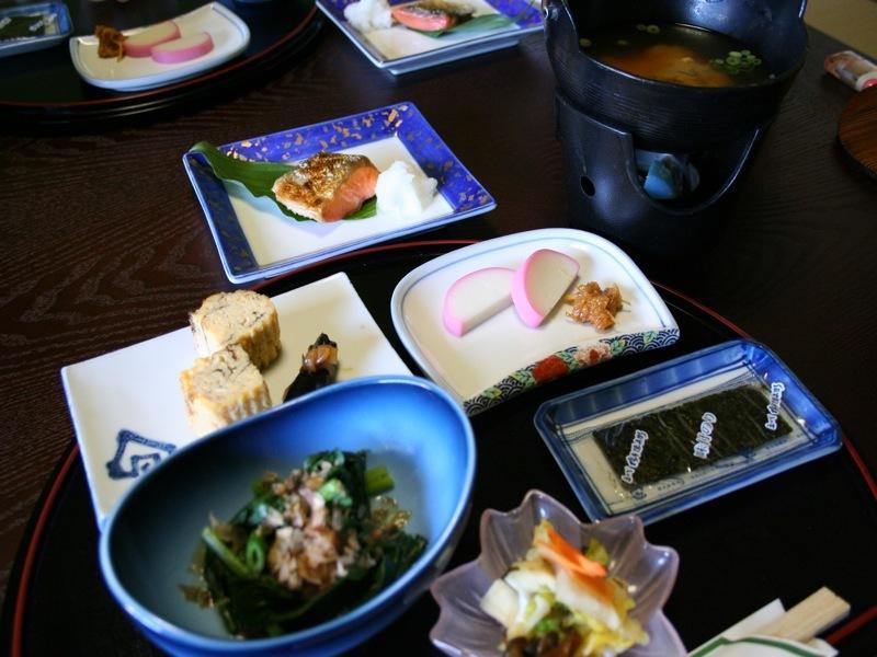 Отель Sakaenoyu Ryokan