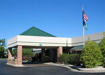 Отель Quality Inn Sidney