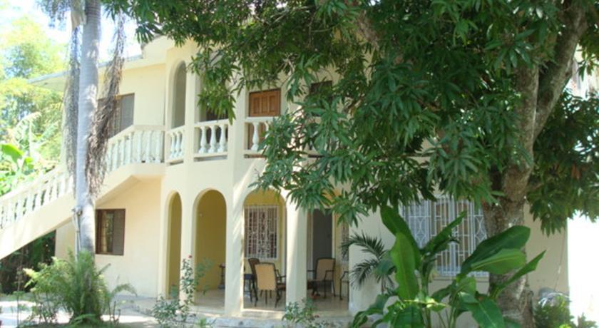 Ocean Wave Villa, Negril