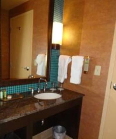 Отель Akwesasne Mohawk Casino Resort