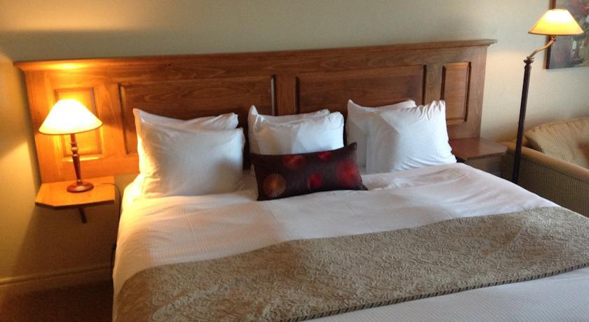 Отель Auberge Handfield et Spa