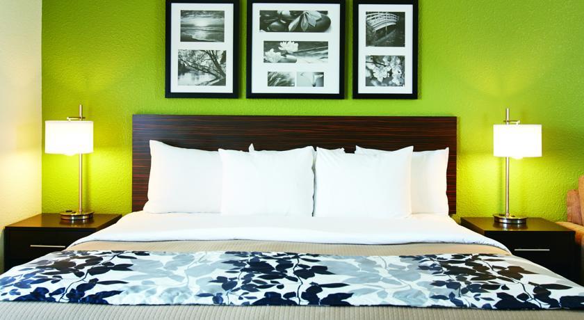 Отель Sleep Inn Regina East
