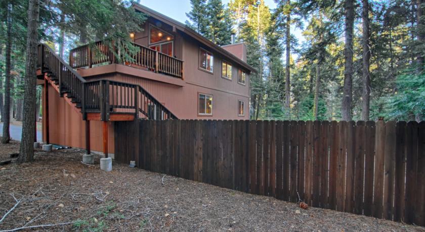Апартаменты Woodacre Home by Tahoe Vacation Rentals