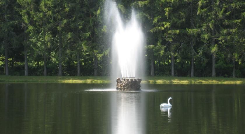 Отель Fountain View Motel