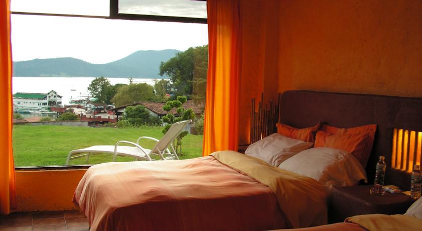 Отель Hotel Puesta Del Sol