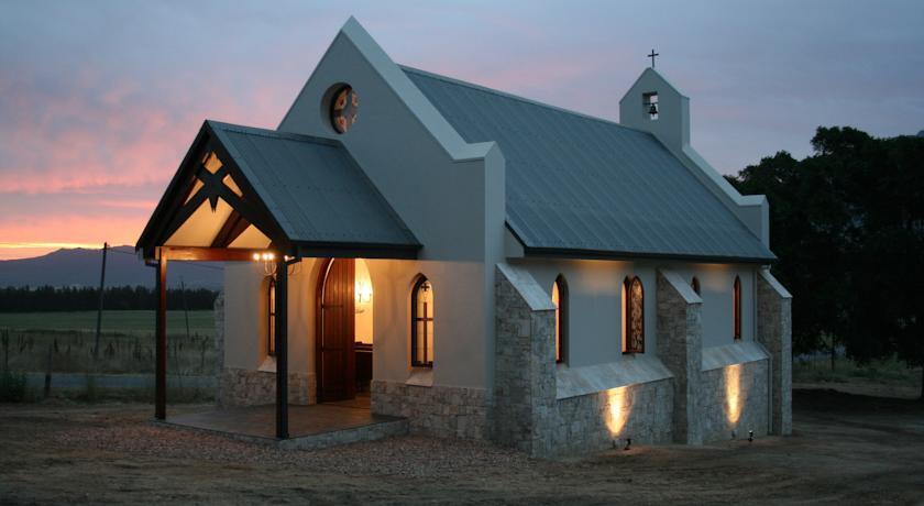 Отель Reflections Guest Farm