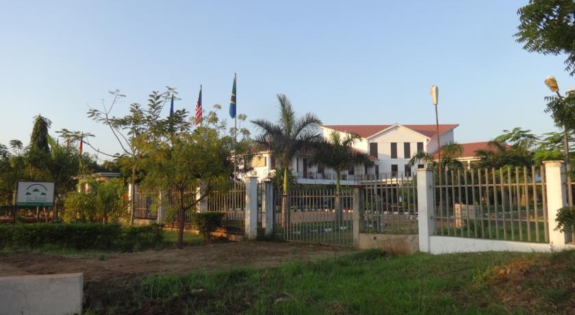 Отель Arc Hotel