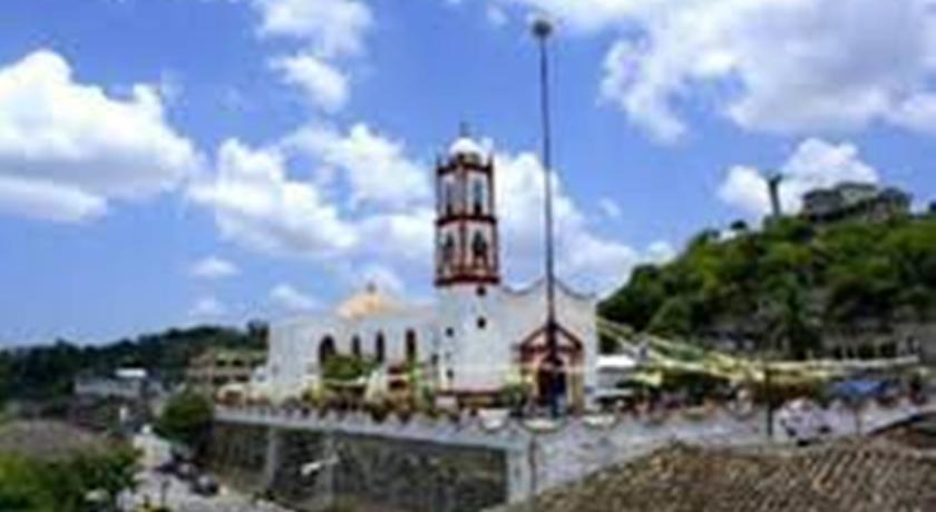 Отель Hotel Maria Otilia Falla