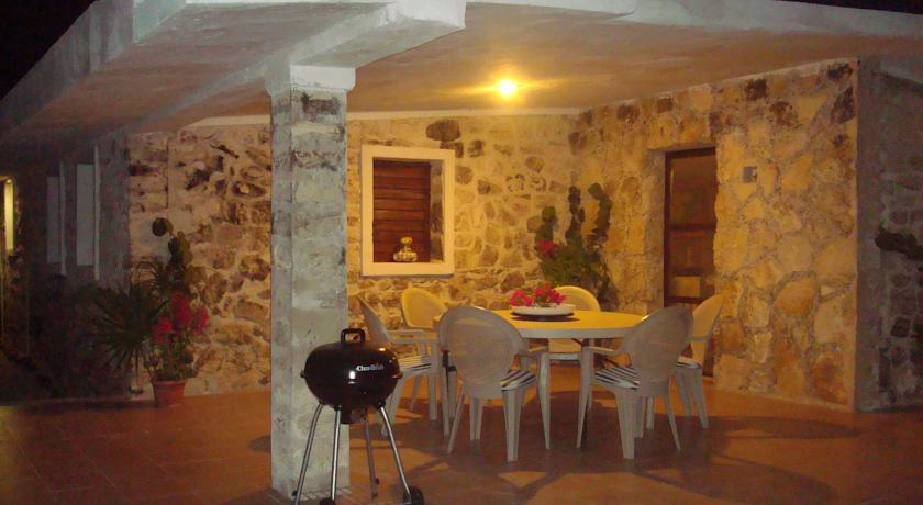 Апартаменты Casa Lago Dominguez On The Beach