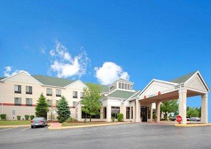 Отель Clarion Inn South Holland