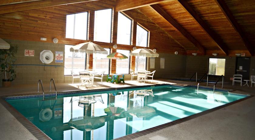 Отель Fossil Creek Hotel & Suites