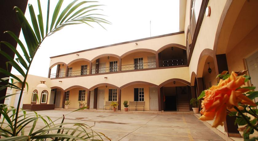 Отель Hotel Frimis