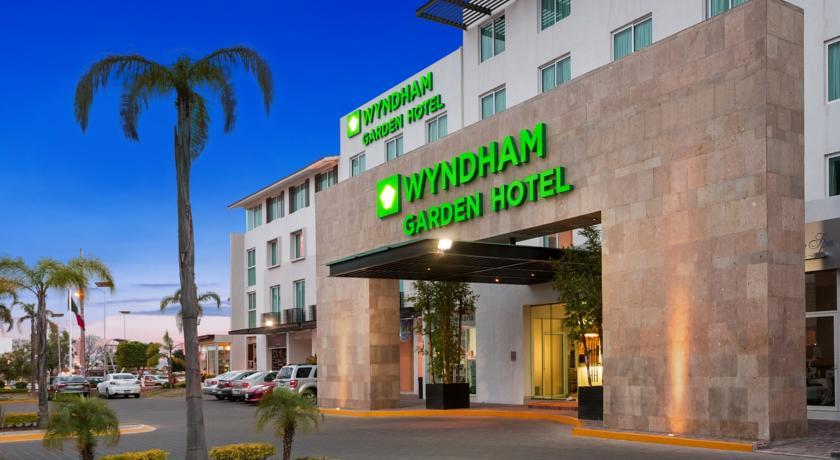 Отель Wyndham Garden Hotel Irapuato