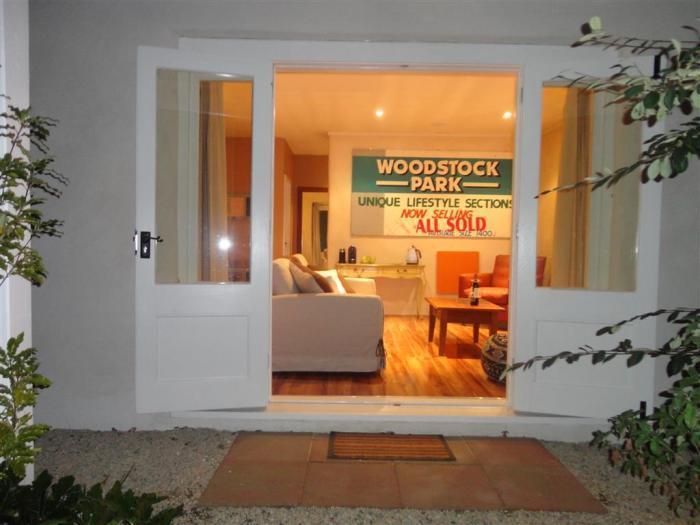 Woodstock Suite