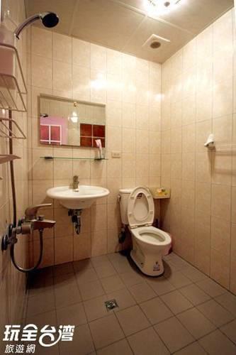 Мини-отель AJ's House B&B