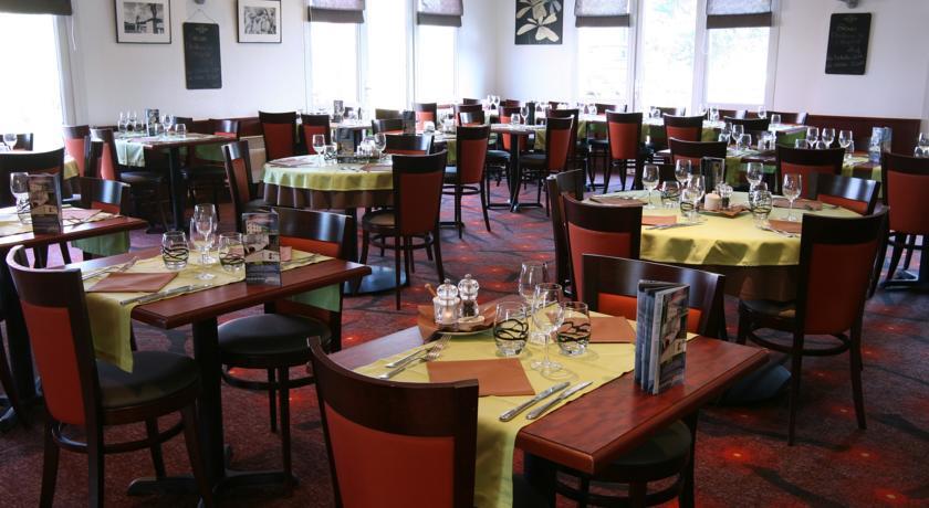Отель Brit Hotel Le Kerann
