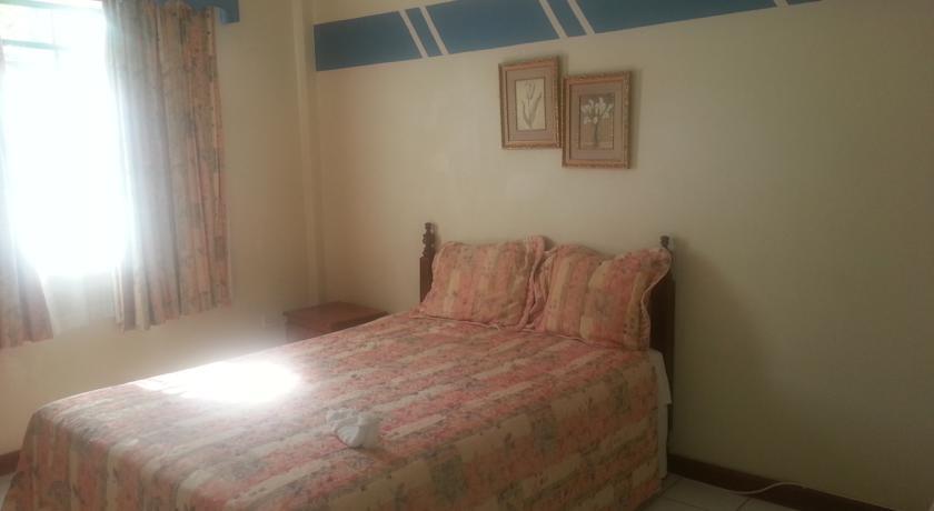 Гостевой дом Tropical Breeze Guest House / Furnished Appartment