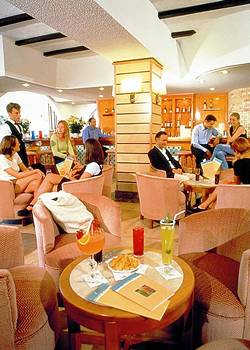 Отель Club Hotel Portinatx