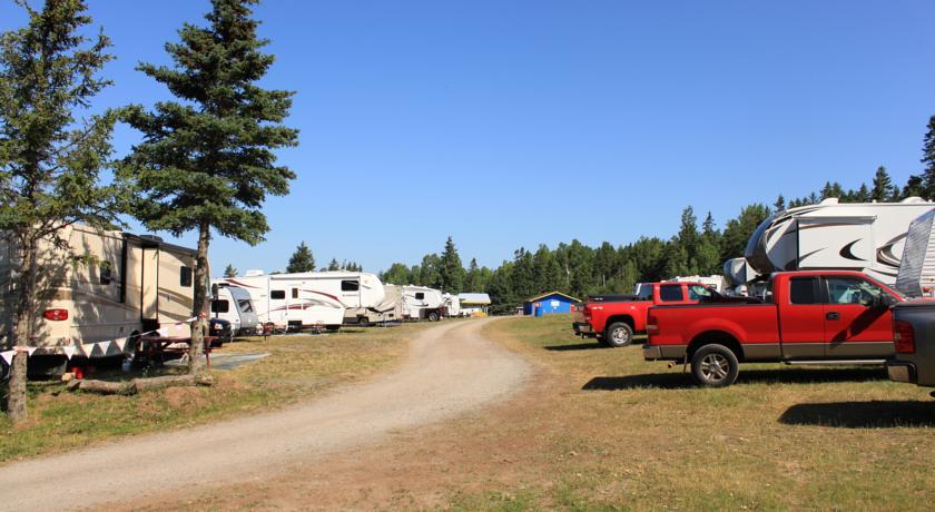 Отель Oasis Campground