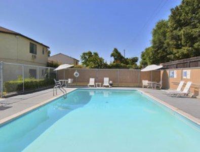 Отель Travelodge Paso Robles