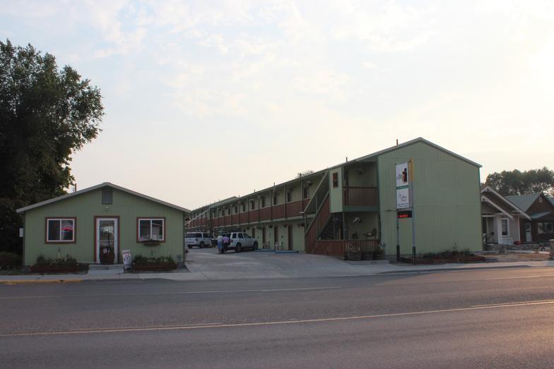 Отель Bear Country Inn