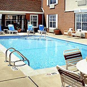 Отель TownePlace Suites by Marriott Cincinnati Northeast